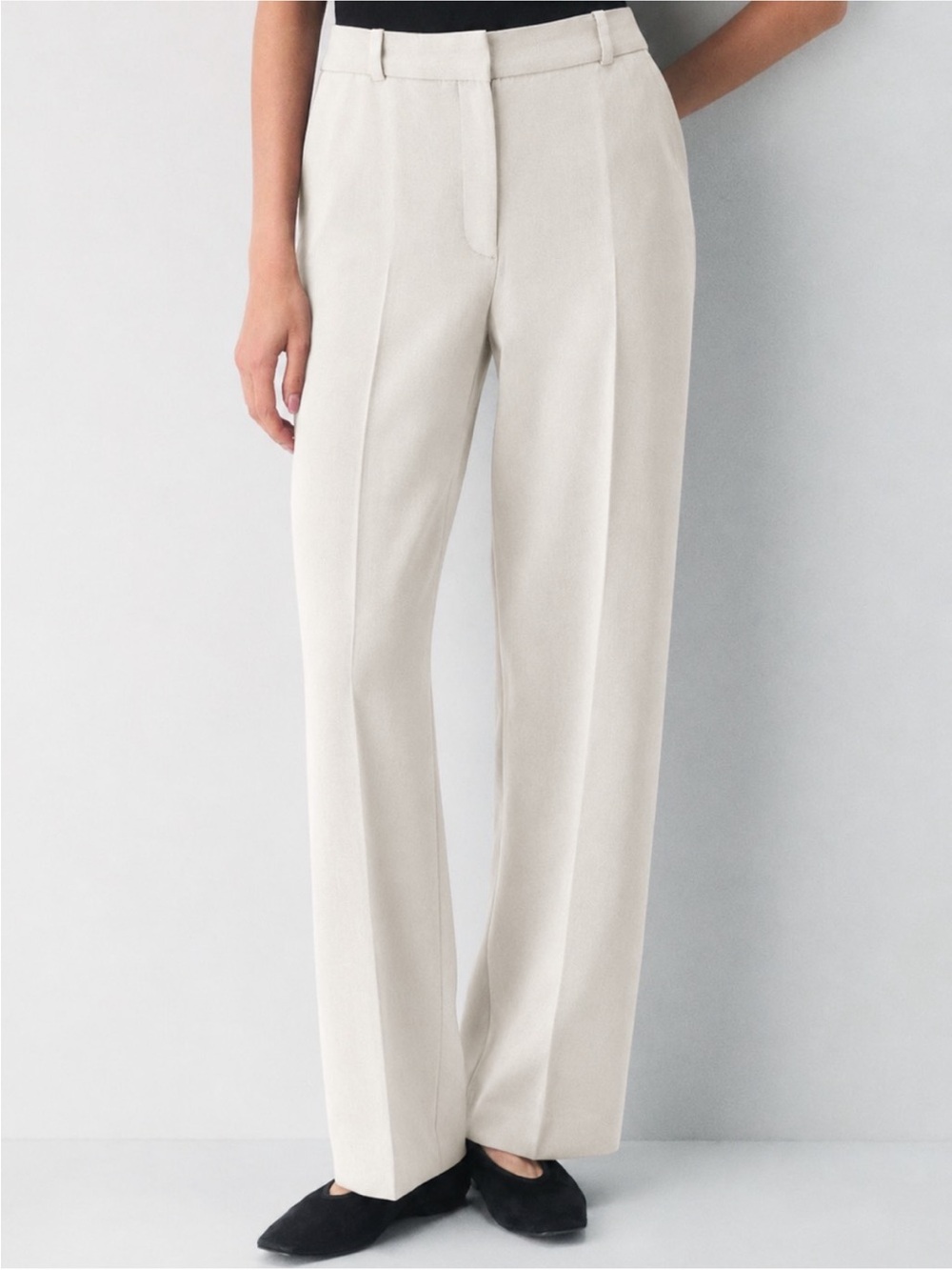 Aritzia Babaton Agency Pants Trousers Light Cream White size 6